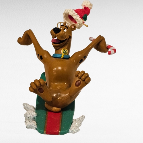 Scooby-Doo Cartoon Network Ornament #24 Scooby on Ski Board 2002 - Picture 1 of 9